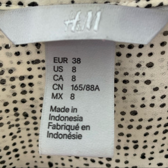 Black and cream blouse from H&M - Picture 5 of 5